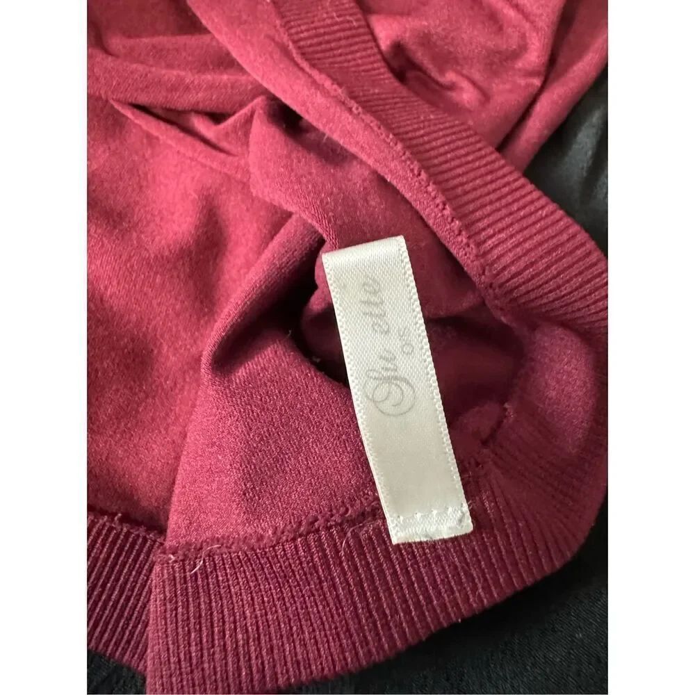 Red crop top - Picture 4 of 8
